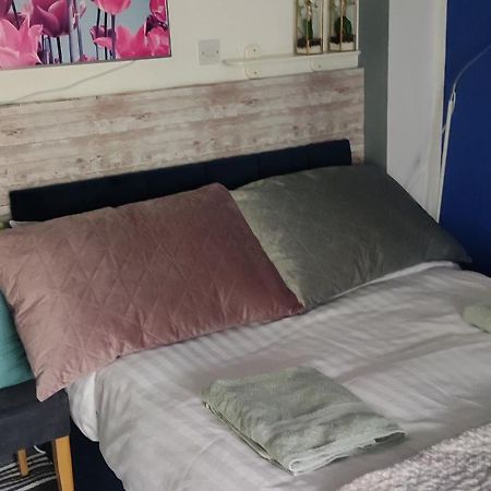 Joanna'S Studio , Key Locker By Whatsapp Own Entrance, Own Bathroom Youghal Bagian luar foto