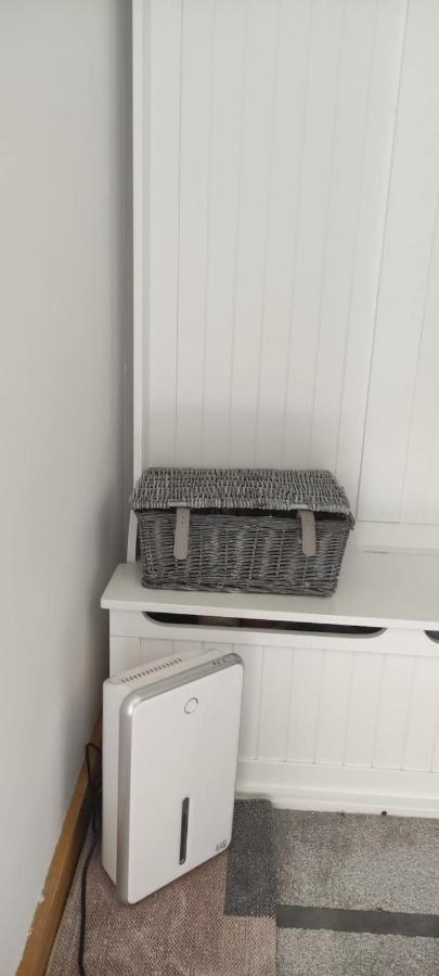 Joanna'S Studio , Key Locker By Whatsapp Own Entrance, Own Bathroom Youghal Bagian luar foto