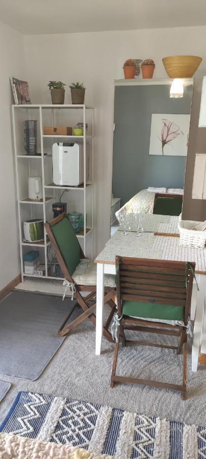 Joanna'S Studio , Key Locker By Whatsapp Own Entrance, Own Bathroom Youghal Bagian luar foto